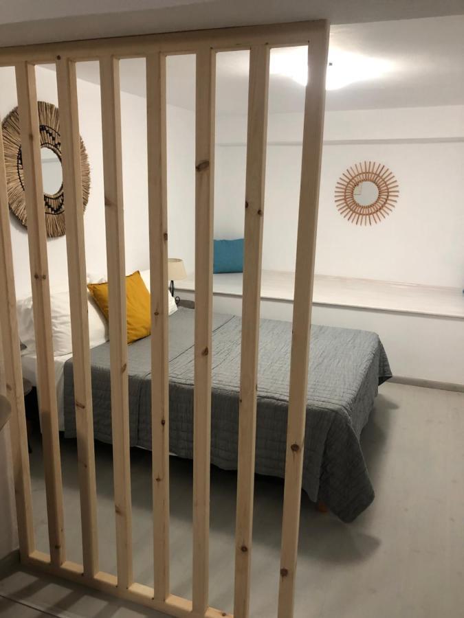 Afrodete Hotel Firostefani Bagian luar foto