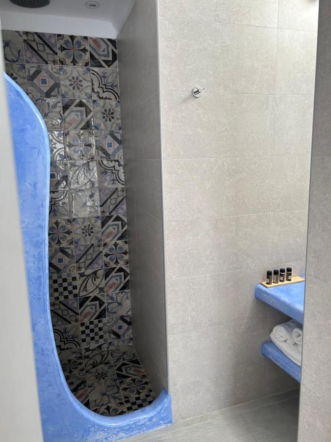 Afrodete Hotel Firostefani Bagian luar foto