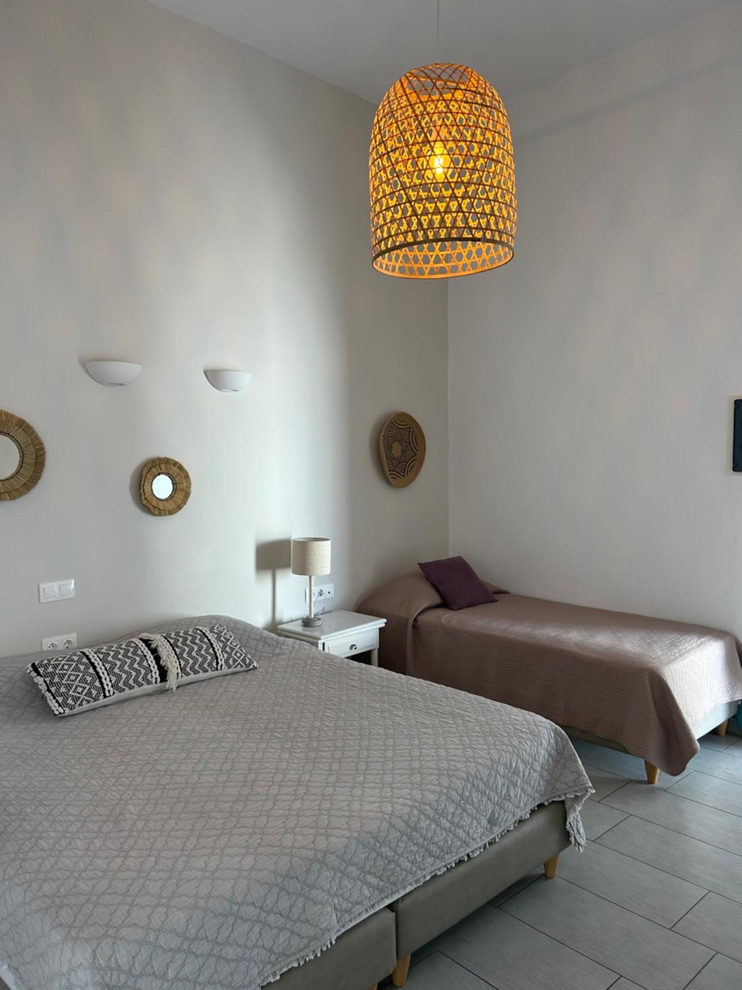 Afrodete Hotel Firostefani Bagian luar foto