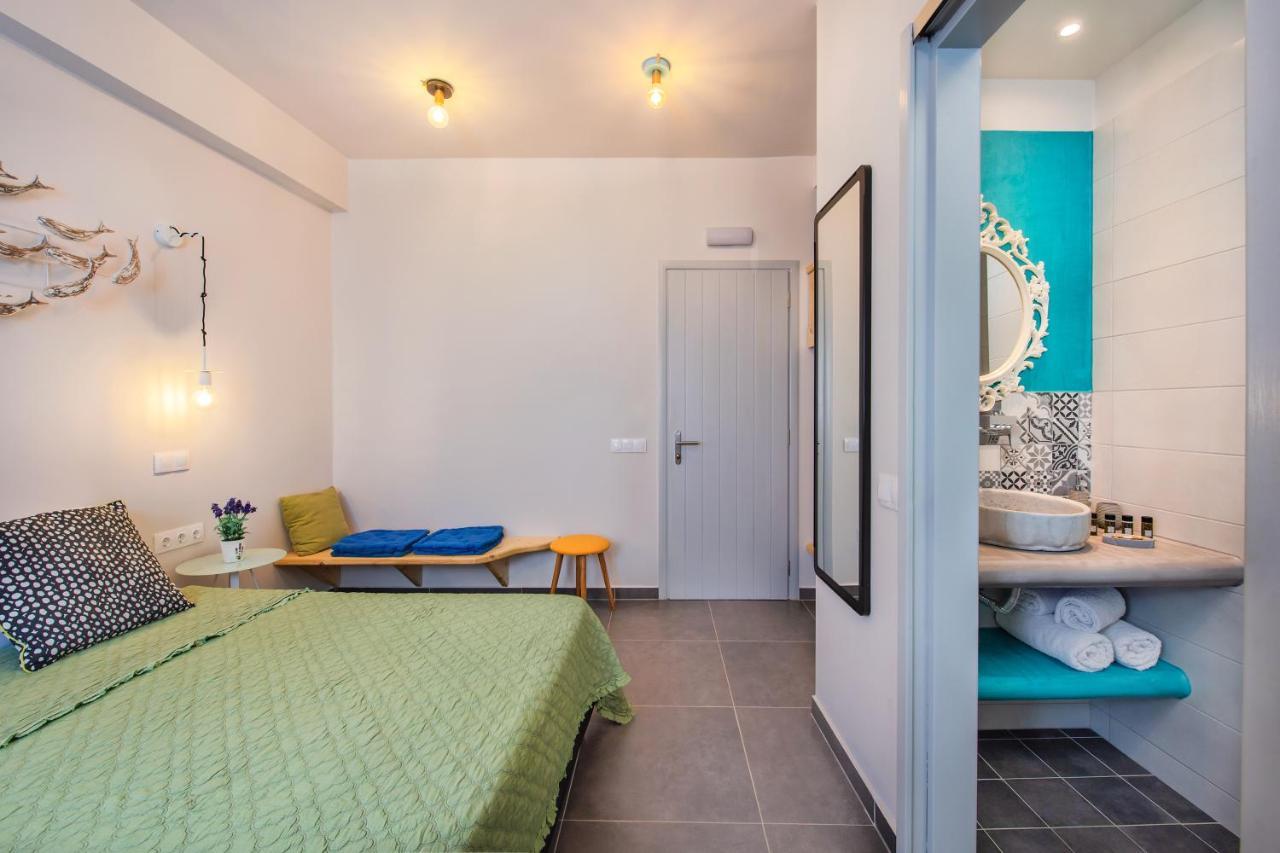 Afrodete Hotel Firostefani Bagian luar foto